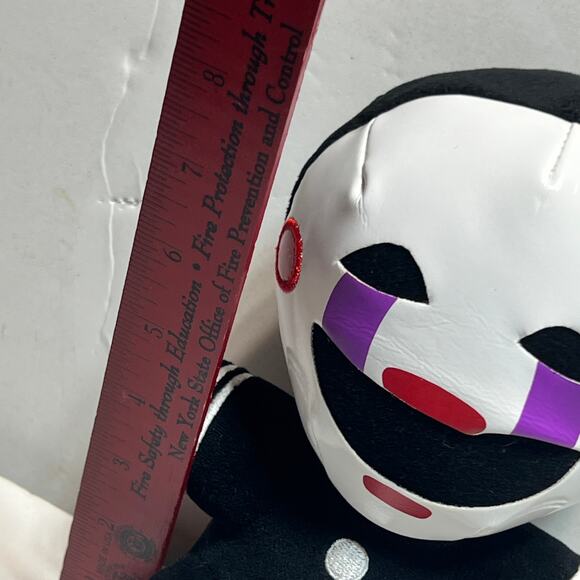 Funko FNAF Puppet Marionette Plush 2016 Five Nights at Freddy’s - Picture 2 of 9